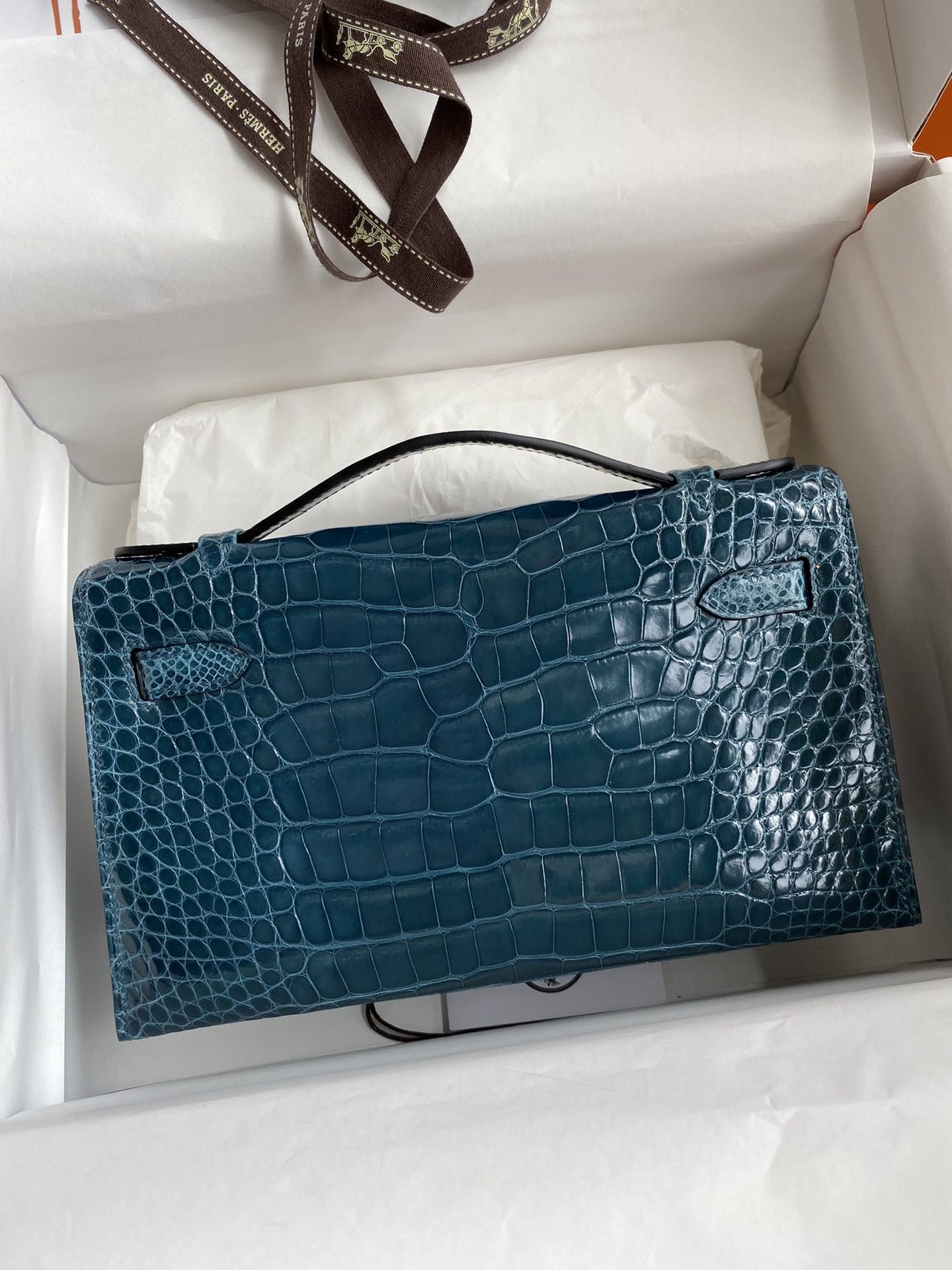 Hermes Mini Kelly Pochette 22cm Bag In Vert Bosphore Shiny Alligator Leather